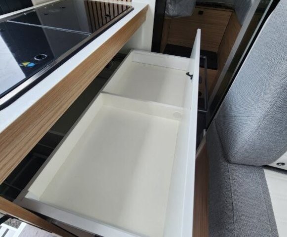 Pilote V 630 J Evidence - Photo 26