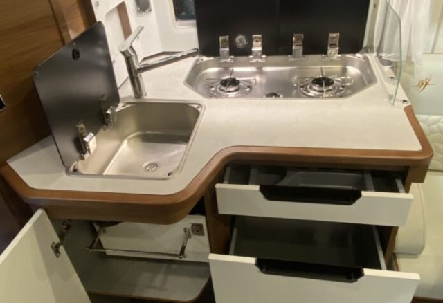 Rapido 8066 DF Ultimate Line - Photo 8