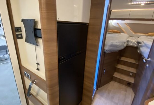 Rapido 8066 DF Ultimate Line - Photo 9