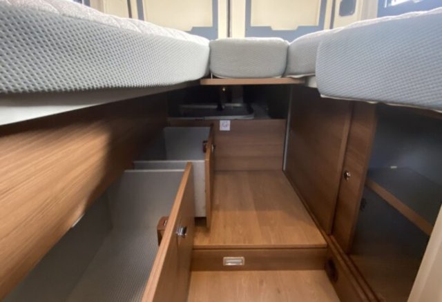 Rapido Van V68 - Photo 13