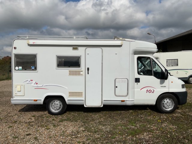 Challenger 102 - Photo 5