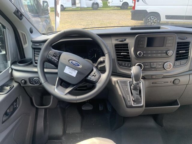 LMC Innovan 590 New Edition boite auto - Photo 3