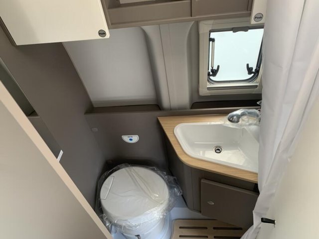 LMC Innovan 590 New Edition boite auto - Photo 9
