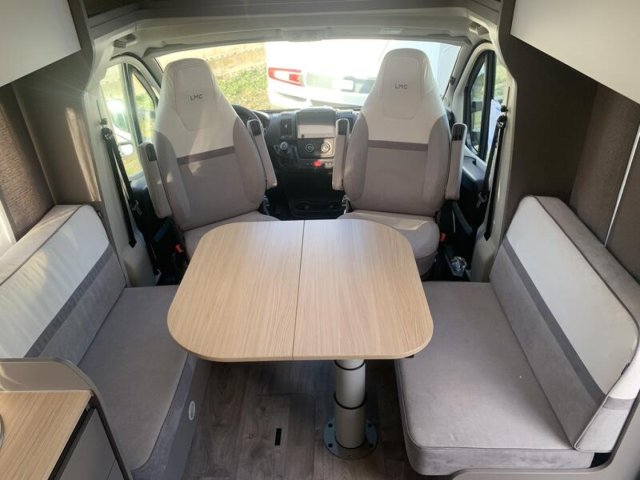 LMC Tourer T 720 t720 - Photo 4