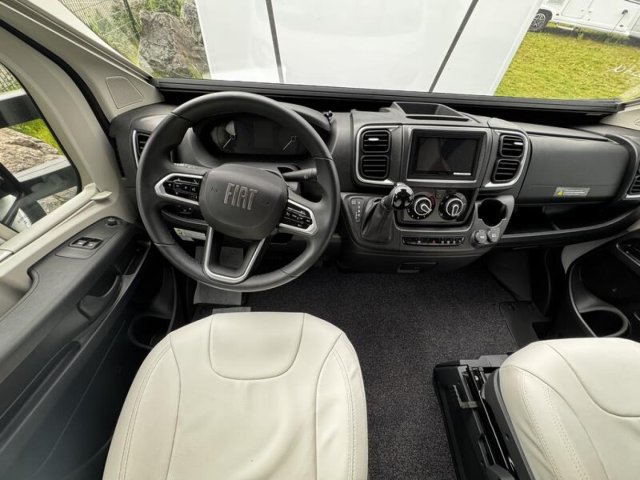 Pilote P 720 FGJ Selection p720 2025 boite auto Neuf