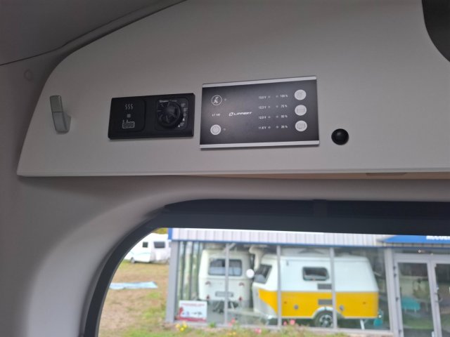 LMC Innovan 592 2025 - Photo 39