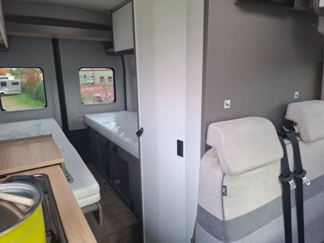 LMC Innovan 592 2025 - Photo 13