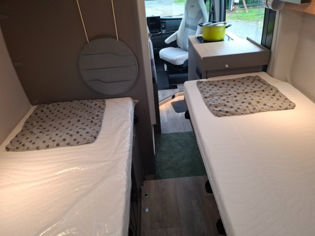 LMC Innovan 592 2025 - Photo 15