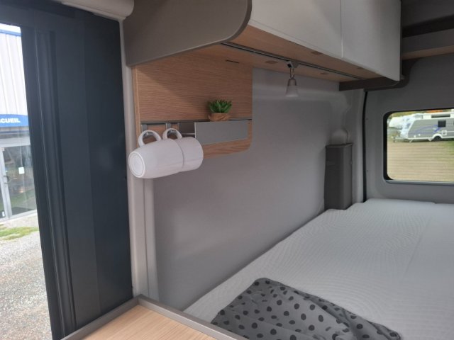 LMC Innovan 592 2025 - Photo 18