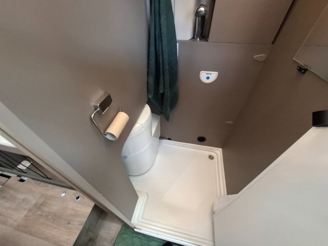 LMC Innovan 592 2025 - Photo 25