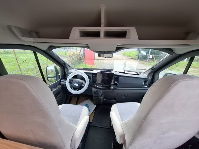 LMC Innovan 592 2025 - Photo 33