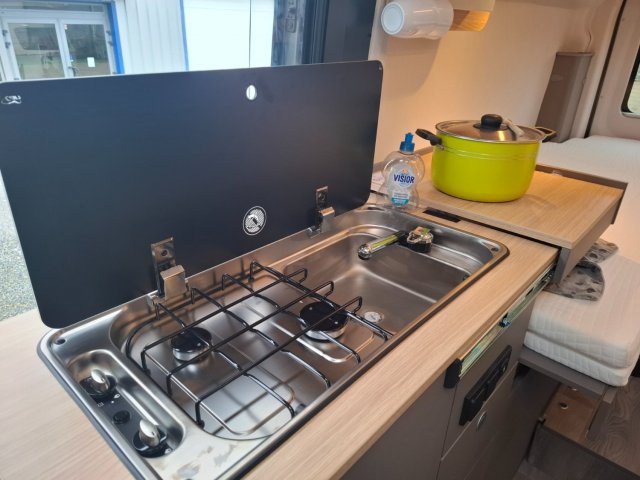 LMC Innovan 592 2025 - Photo 12