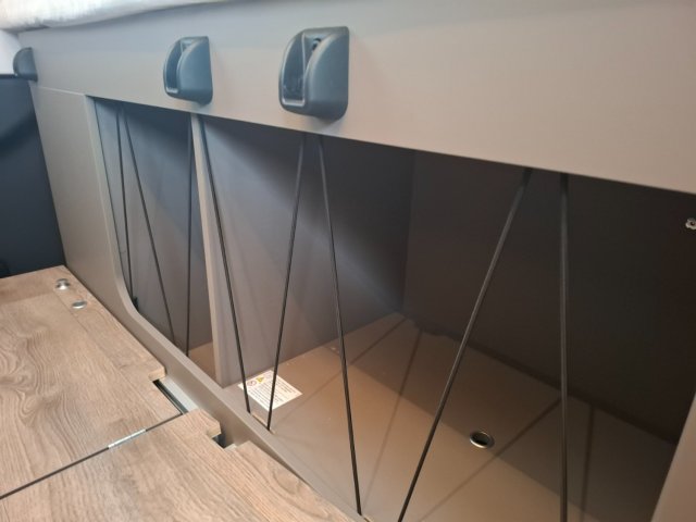 LMC Innovan 592 2025 - Photo 29