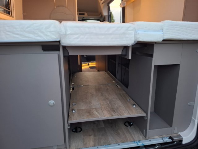 LMC Innovan 592 2025 - Photo 31