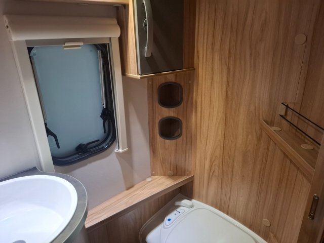 Eriba Feeling 442 2024 - Photo 15