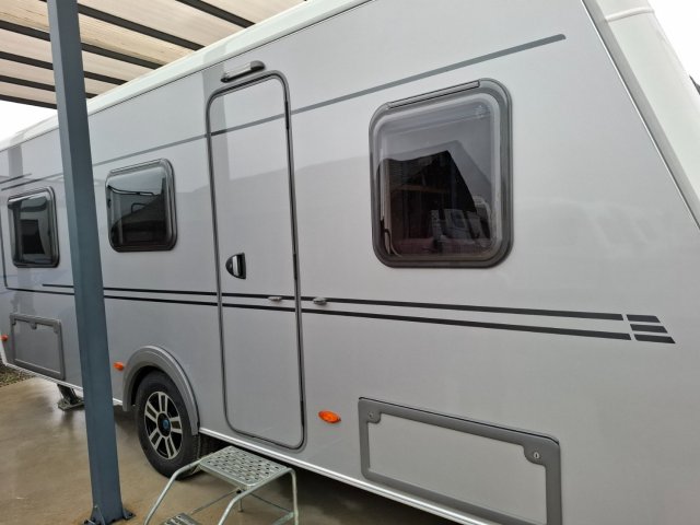 Eriba Novaline 495 2026 - Photo 23