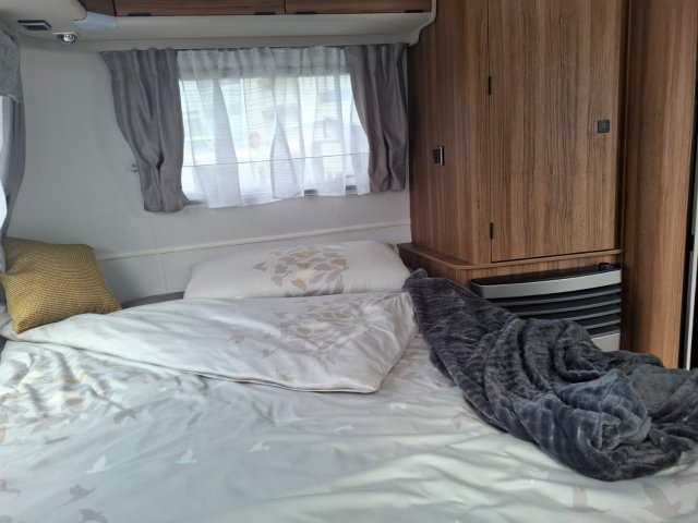 Eriba Touring 320 Edition Legend 2026 - Photo 12