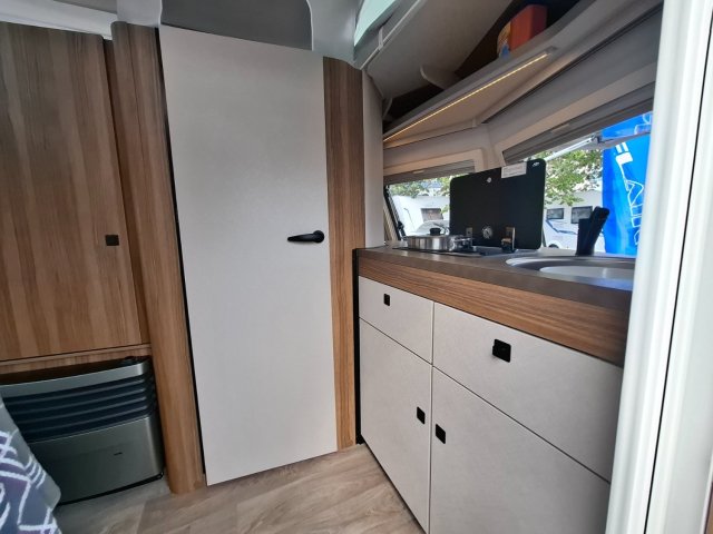 Eriba Touring 320 Edition Legend 2026 - Photo 5