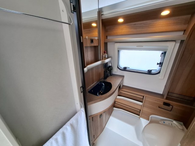 Eriba Touring 320 Edition Legend 2026 - Photo 6