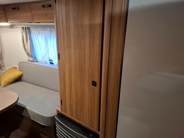 Eriba Touring 320 Edition Legend 2026 - Photo 18