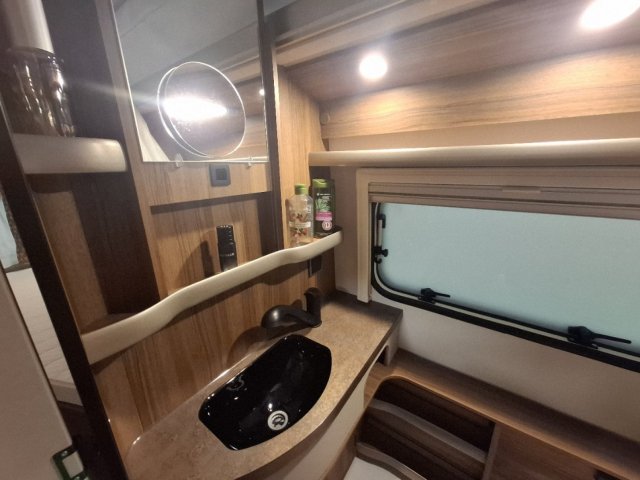 Eriba Touring 542 2025 - Photo 18