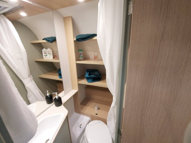 LMC Style 400 F - Photo 12