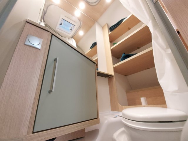 LMC Style 400 F - Photo 16