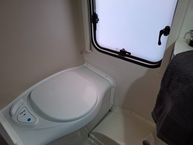 Trigano Evasion 390 Cp 2020 - Photo 11