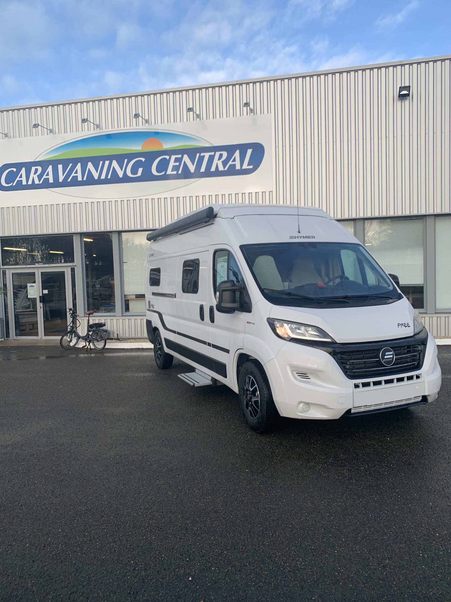 Hymer Free 600 neuf de 2020 Fiat Camping car en vente à Arnage (Sarthe 72) Hymer Free 600 neuf de 2020 Fiat Camping car en vente à Arnage (Sarthe 72)