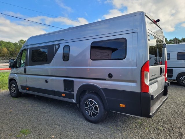 Font Vendome Duo Van - Photo 2