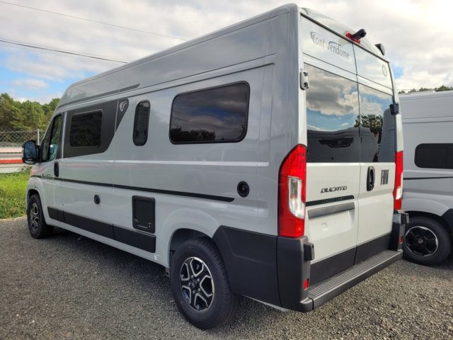 Font Vendome Leader Camp Elegance - Photo 2