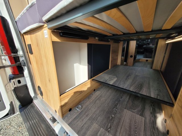 Font Vendome Leader Camp Elegance - Photo 4