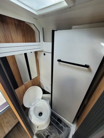 Font Vendome Leader Camp Elegance - Photo 8