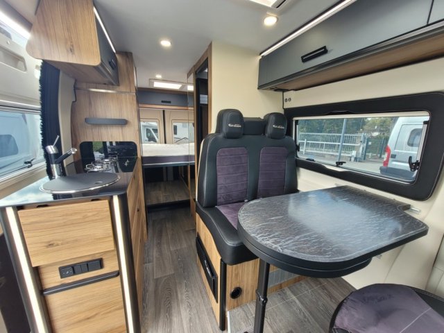 Font Vendome Leader Camp Elegance - Photo 10