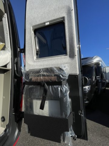 Hymer Camper Vans / Hymercar Grand Canyon S 600 4X4 FACELIFT - Photo 8