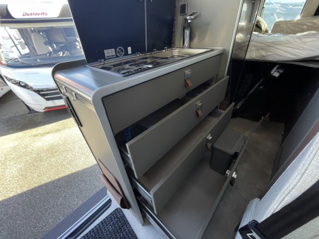 Hymer Camper Vans / Hymercar Grand Canyon S 600 4X4 FACELIFT - Photo 9