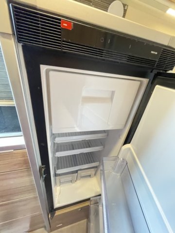 Hymer Camper Vans / Hymercar Grand Canyon S 4X4 4X4 - Photo 3