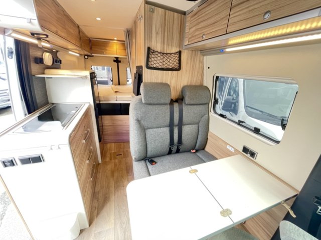 Hymer Camper Vans / Hymercar Grand Canyon S 4X4 4X4 - Photo 6