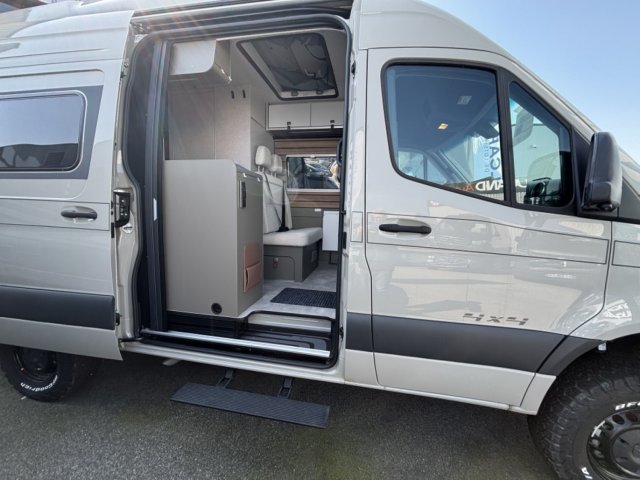 Hymer Camper Vans / Hymercar Grand Canyon S 600 4X4 BOITE AUTOMATIQUE - Photo 12