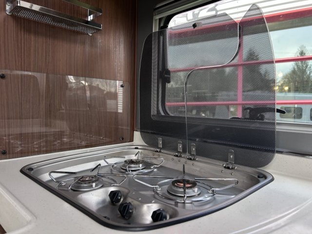 Niesmann+Bischoff Arto 66 F - Photo 17