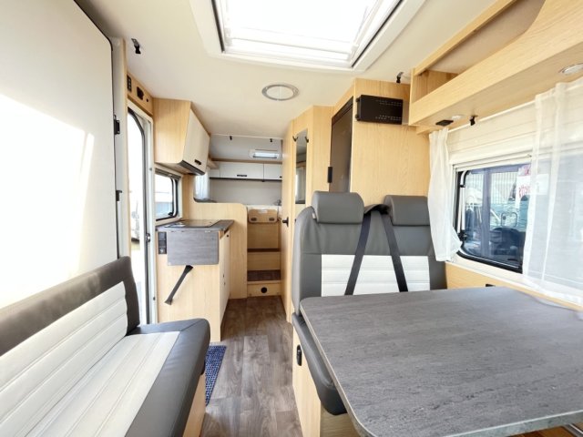 Sunlight V 67S 67 S ADVENTURE - Photo 3