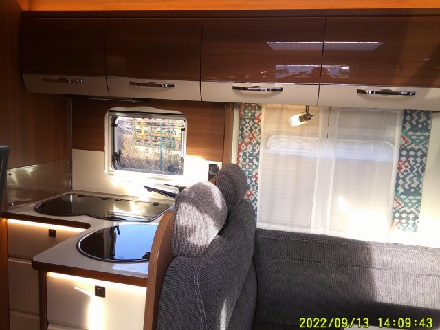 LMC Explorer Comfort I 735 G - Photo 3