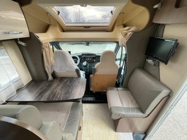 Challenger Birthday 58 - Photo 6