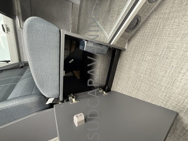 Clever Vans Celebration 600 - Photo 3