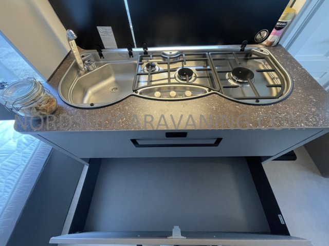 Burstner B66 485 TS AVERSO - Photo 8