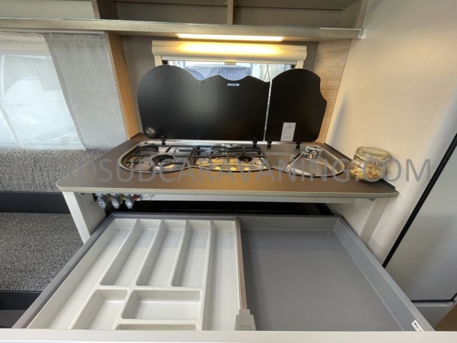 Burstner Premio 460 TS Skyline - Photo 11