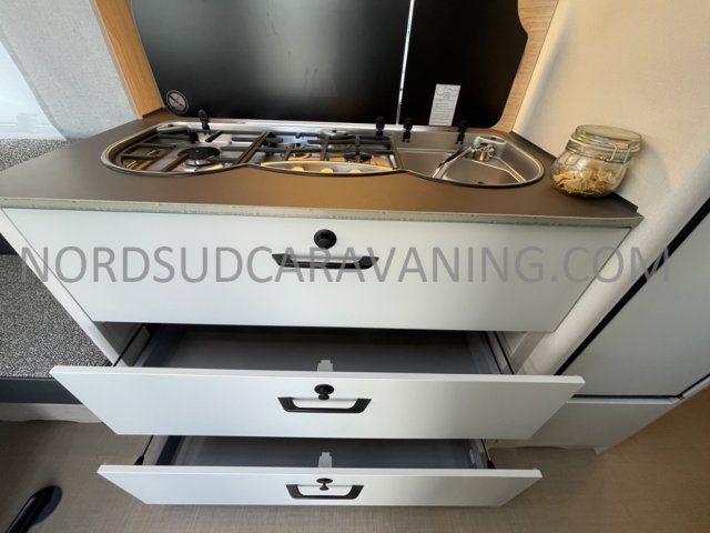 Burstner Premio 460 TS Skyline - Photo 12