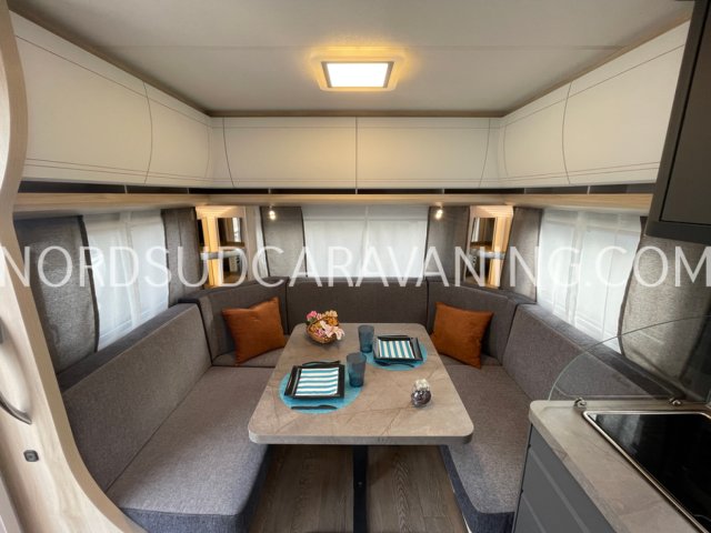 Hobby De Luxe 460 UFE - Photo 2