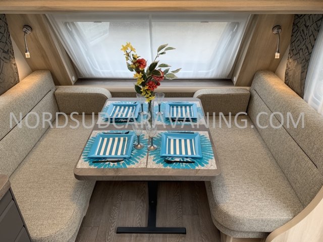 Hobby De Luxe 495 WFB - Photo 2