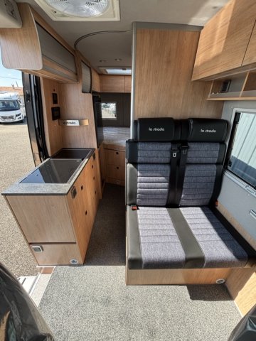 La Strada Regent S - Photo 10